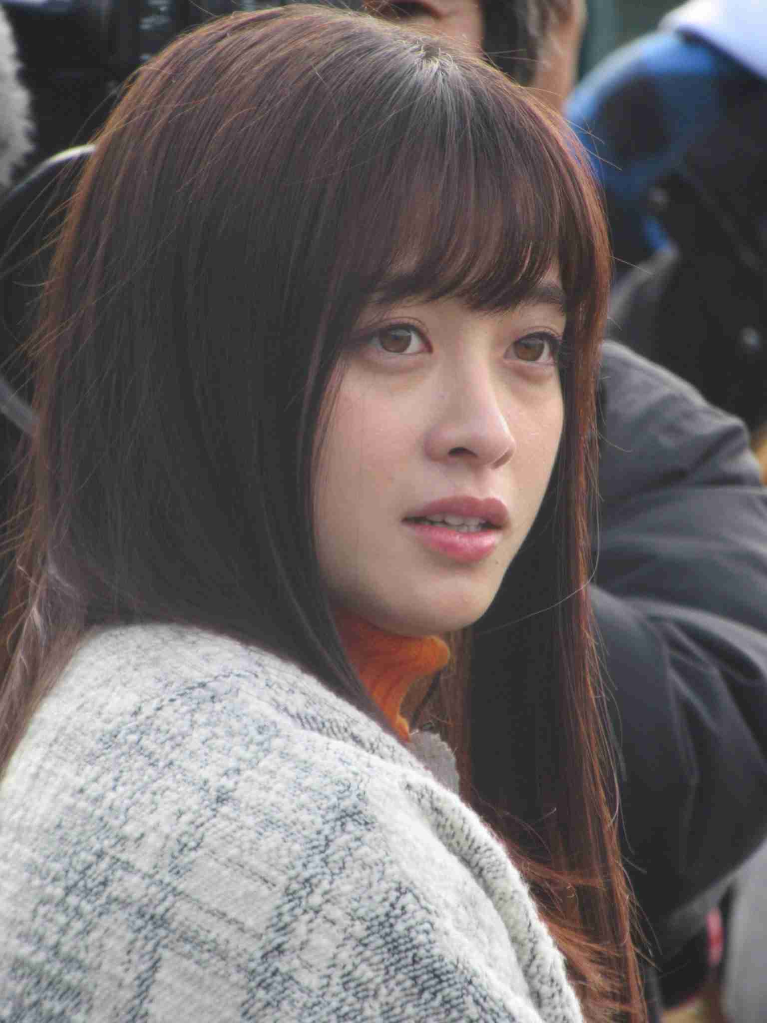 橋本環奈、池田エライザ撮影“すっぴん”に絶賛の嵐