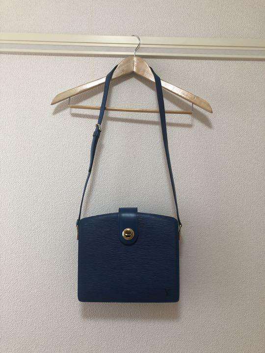 昔流行った鞄。今はあり？なし？