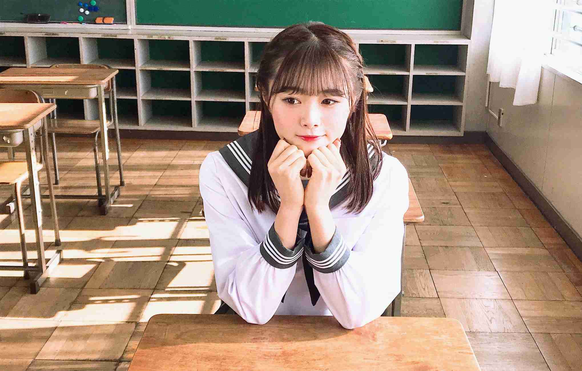 山口真帆、網タイツ＆ピンヒールの美脚オフショット「足ながっ」「エロカッコいい」と新たな魅力に反響
