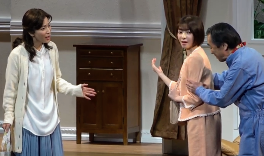 山口真帆、網タイツ＆ピンヒールの美脚オフショット「足ながっ」「エロカッコいい」と新たな魅力に反響