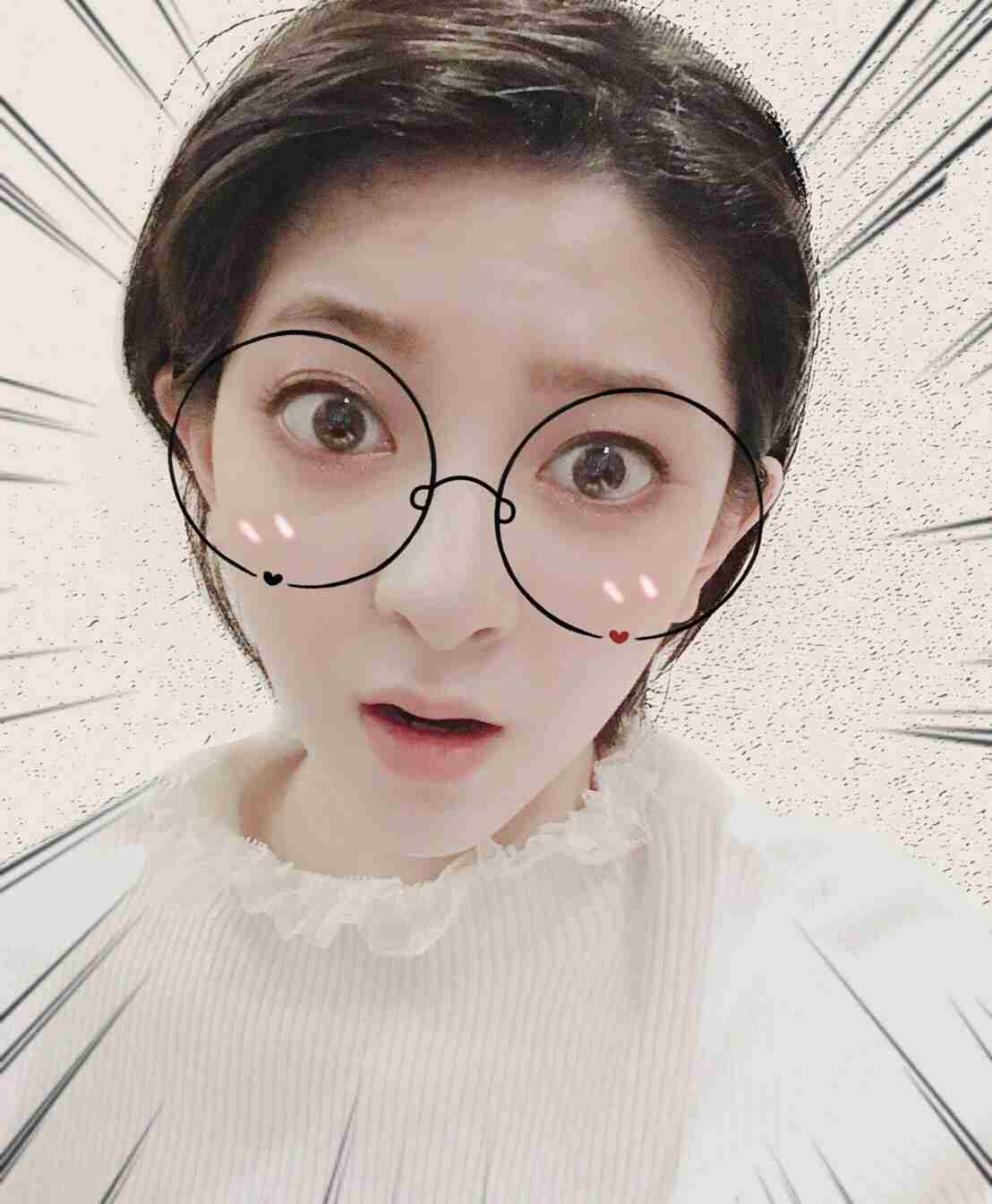 山口真帆、網タイツ＆ピンヒールの美脚オフショット「足ながっ」「エロカッコいい」と新たな魅力に反響