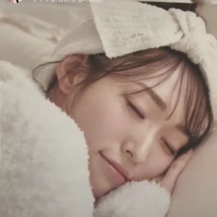 山口真帆、網タイツ＆ピンヒールの美脚オフショット「足ながっ」「エロカッコいい」と新たな魅力に反響