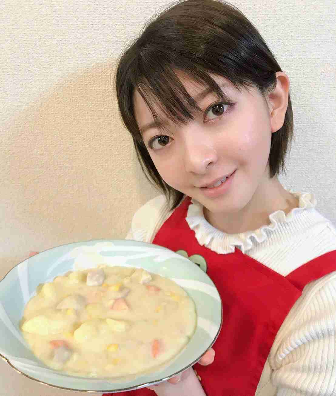 山口真帆、網タイツ＆ピンヒールの美脚オフショット「足ながっ」「エロカッコいい」と新たな魅力に反響