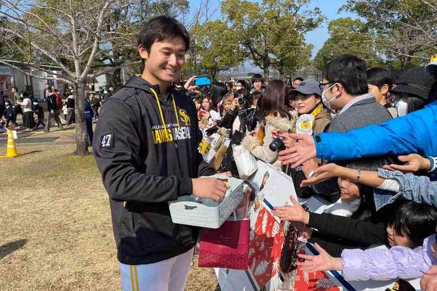【福岡ソフトバンクホークス】を応援しましょう!