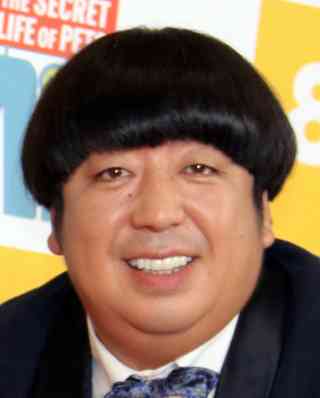 真っ赤な唇に大きな瞳…「笑ゥせぇるすまん」佐藤流司扮する喪黒福造のビジュアル公開