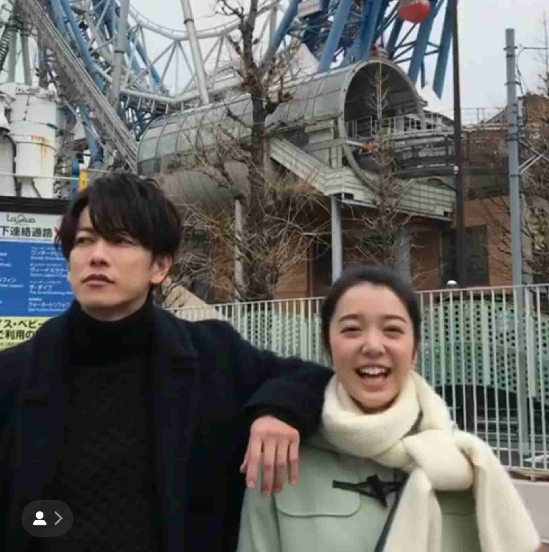 『恋つづ』佐藤健＆上白石萌音、ゴーカート運転中 「本当のデートみたい」と反響