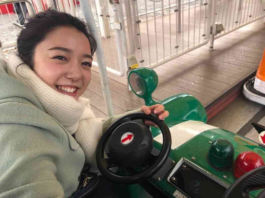 『恋つづ』佐藤健＆上白石萌音、ゴーカート運転中 「本当のデートみたい」と反響