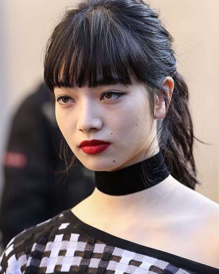 三白眼と黒目がち、どちらが好きですか?