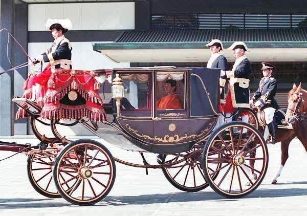 眞子内親王と小室圭さん　代替わり儀式の終わる5月に結婚発表か