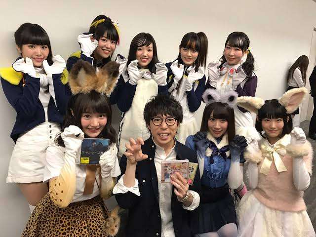 鈴木紗理奈、ファーストサマーウイカと初2ショットに大反響　「似すぎ！」