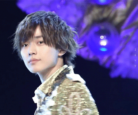 King & Prince永瀬廉『MEN'S NON-NO』初ソロ表紙 白アイテムを軽やかに着こなす