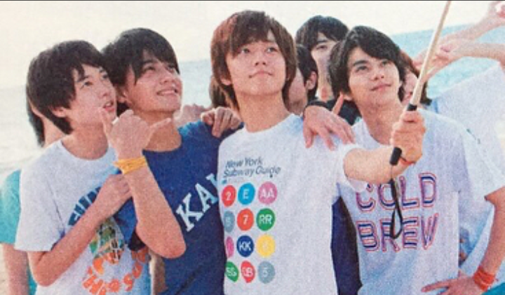 King & Prince永瀬廉『MEN'S NON-NO』初ソロ表紙 白アイテムを軽やかに着こなす