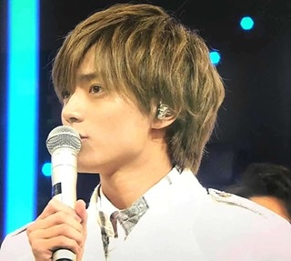 King & Prince永瀬廉『MEN'S NON-NO』初ソロ表紙 白アイテムを軽やかに着こなす