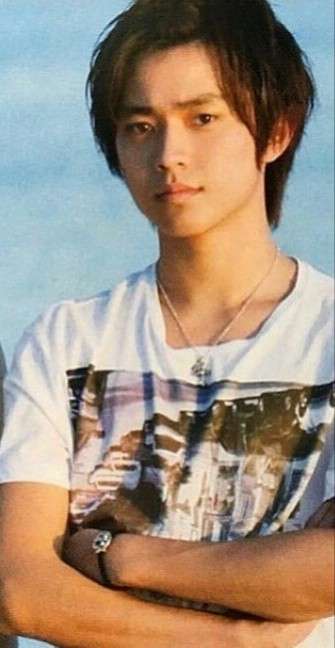 King & Prince永瀬廉『MEN'S NON-NO』初ソロ表紙 白アイテムを軽やかに着こなす