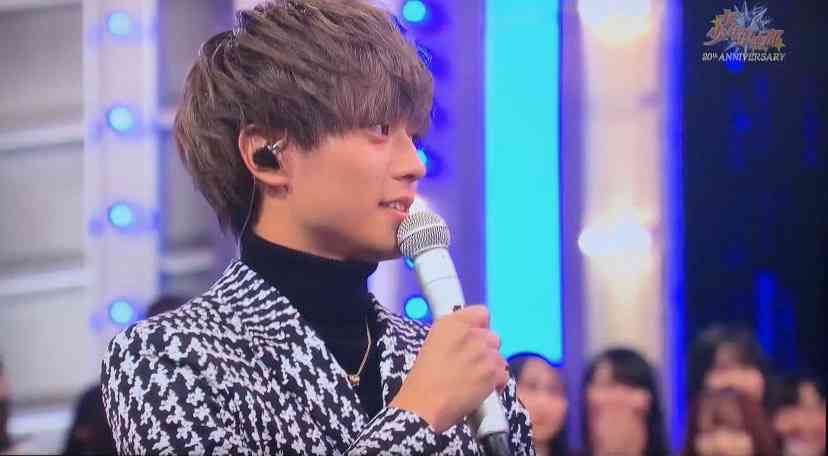 King & Prince永瀬廉『MEN'S NON-NO』初ソロ表紙 白アイテムを軽やかに着こなす