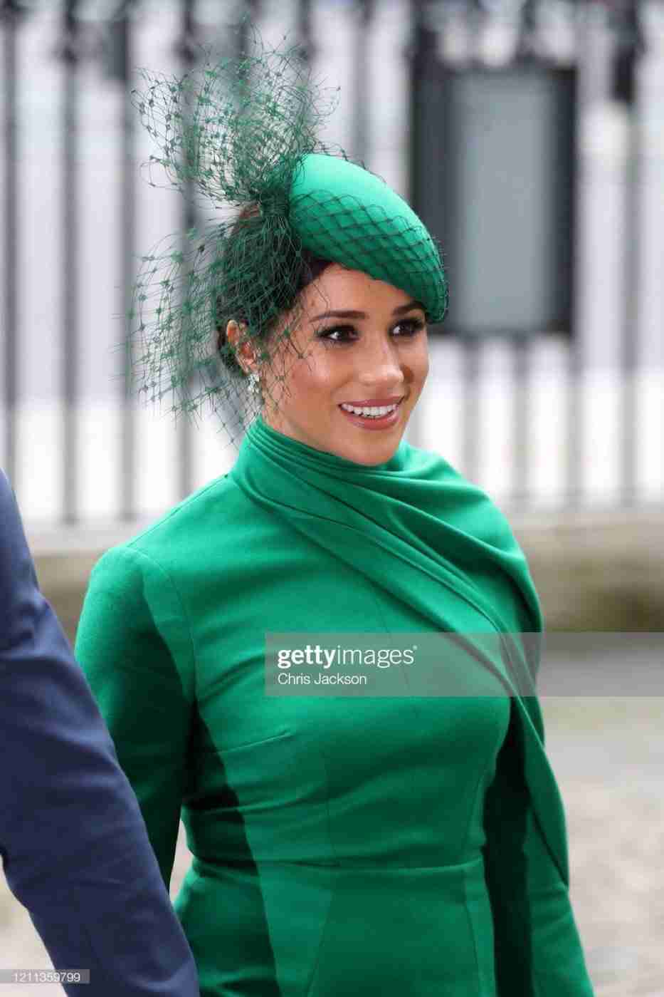 英ヘンリー王子夫妻、エリザベス女王に招待されて礼拝に参加