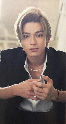 二次元と三次元のイケメンを交互に貼っていくトピ