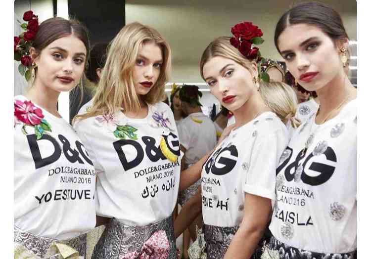 セレーナ・ゴメス、ジャスティン・ビーバーと決別宣言も元恋人間で「ありがちなミス」を犯す