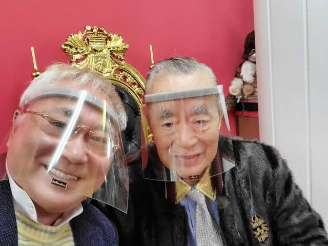 「新型コロナウイルスの再感染は致死的」医師の動画に批判、専門家「信用しないで」