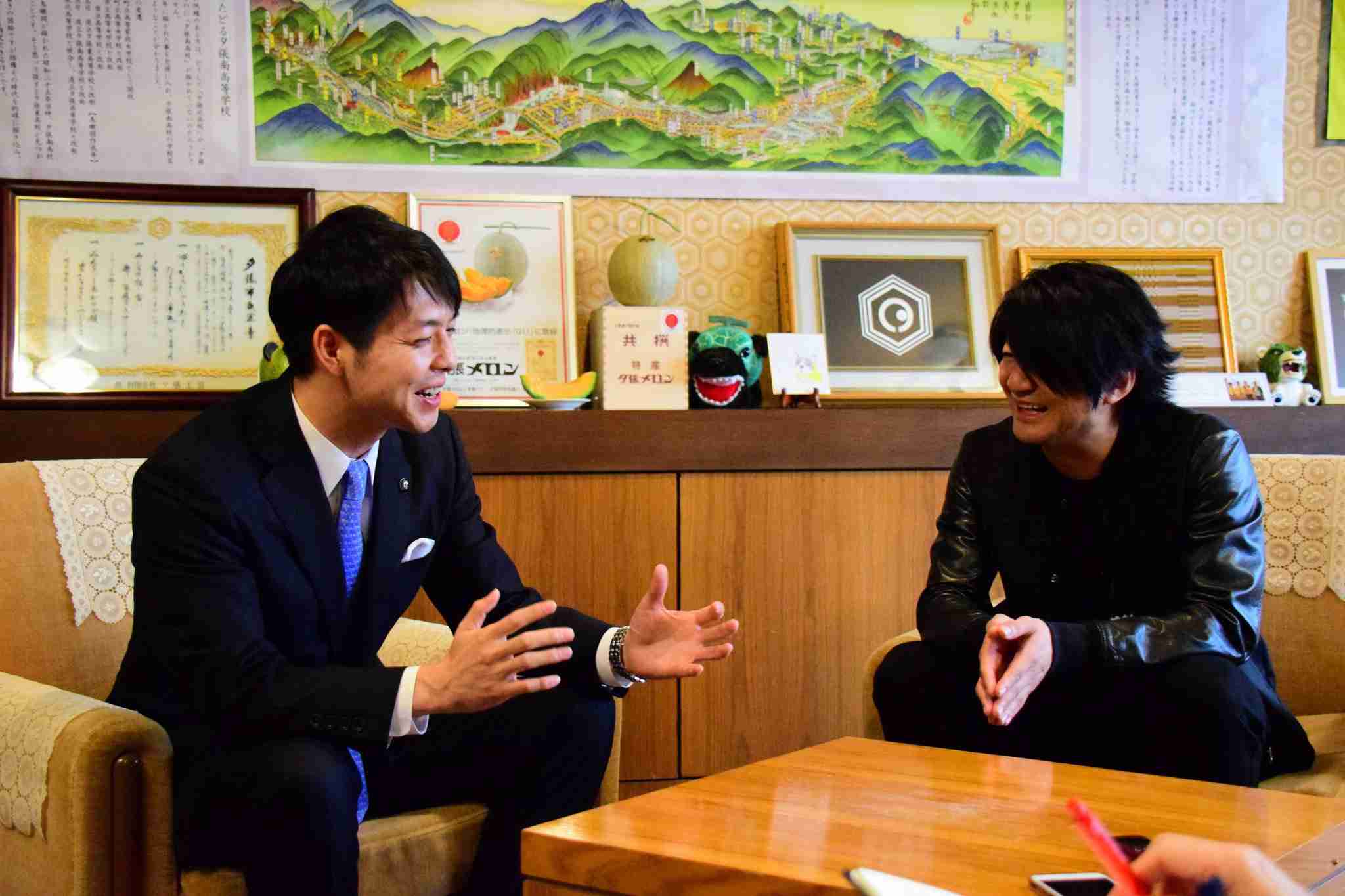 岩井志麻子さん、新型コロナ対策陣頭指揮の北海道・鈴木知事は「全アジアで通用するイケメン」