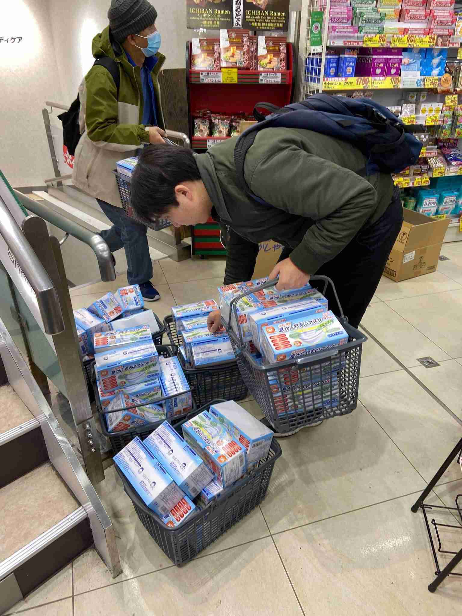 マスクの転売で懲役5年以下、または、300万円以下の罰金に！政府「緊急措置法」が適用か