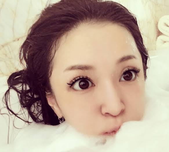 浜崎あゆみ、コロナ禍でツアー自粛に胸中吐露「じっと耐え忍び」「協力し合い生き抜いて」