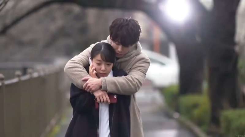 すさんだ心が癒されるドラマのハグを教えて