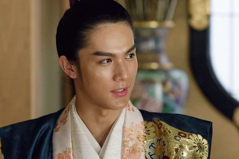 若手イケメン俳優にハマってしまったおばさん集合!