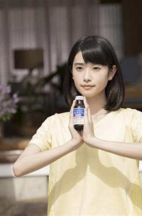 業界人が選ぶ“ポスト米倉涼子”。タレントの独立が相次ぐオスカーを救うのは…