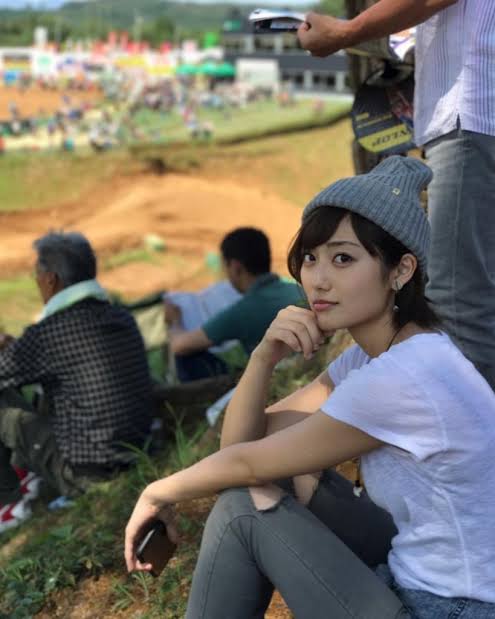 業界人が選ぶ“ポスト米倉涼子”。タレントの独立が相次ぐオスカーを救うのは…
