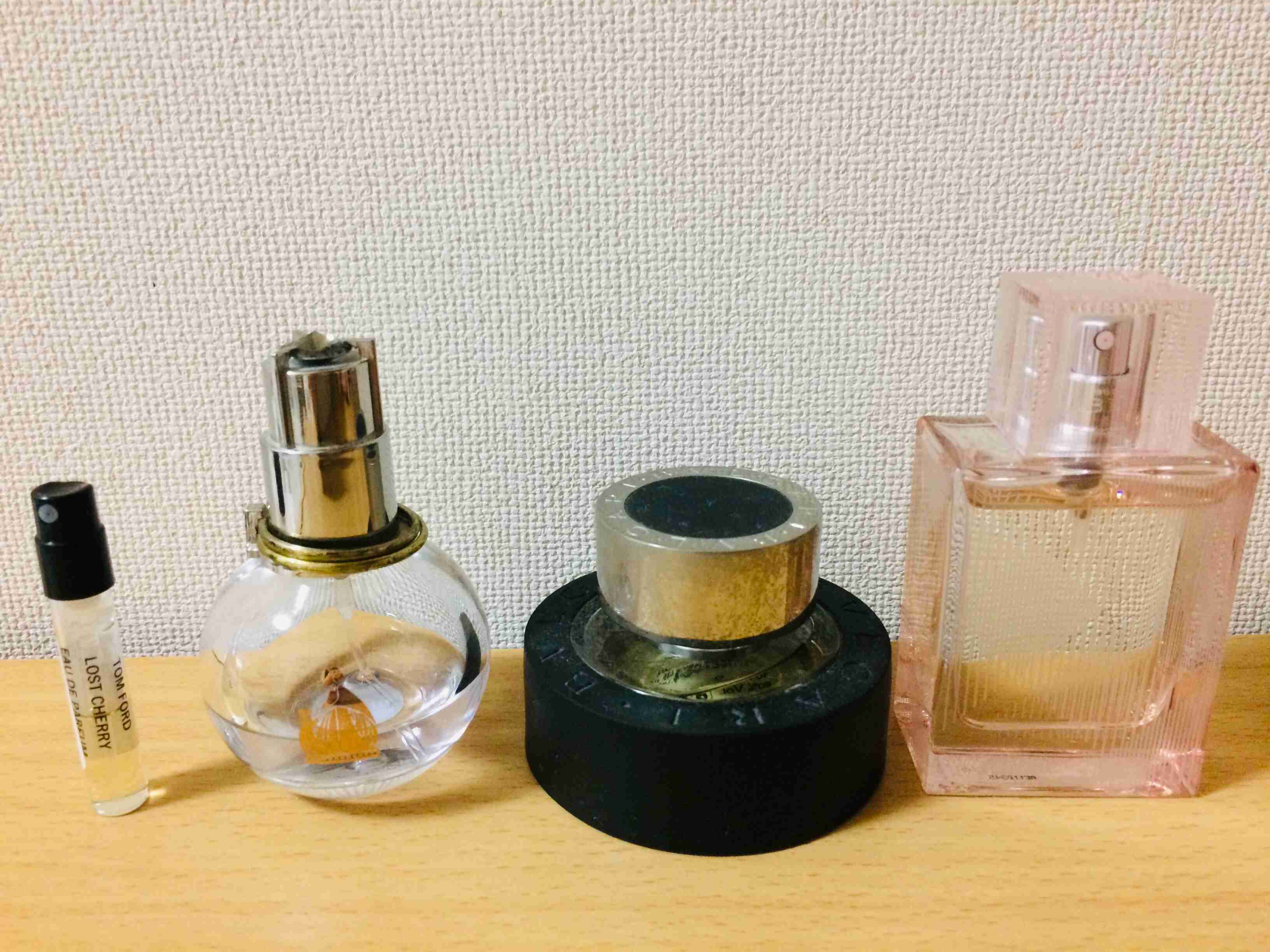 【画像】手持ちの香水・ボディミスト等を見せて