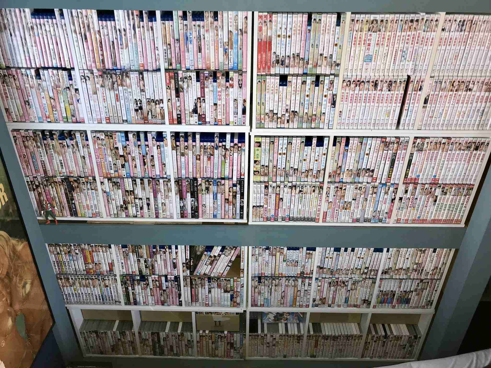旦那がAVを借りてくる‼︎