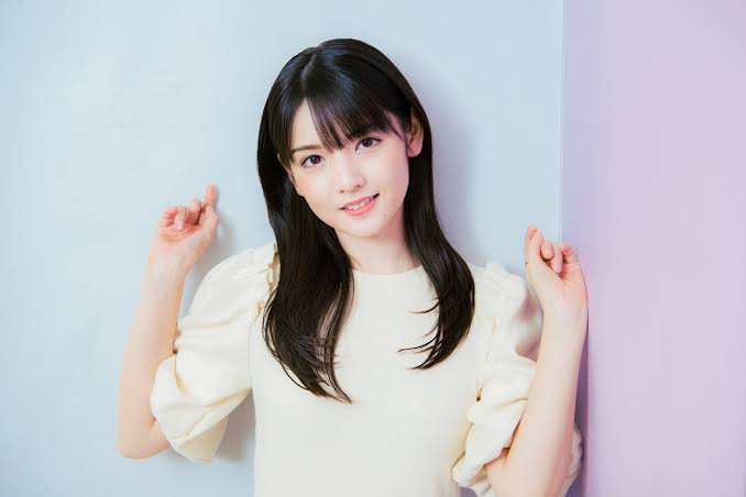 道重さゆみ “おうちでゴロゴロ”自撮りSHOTに「可愛い」「いつまでもアイドル」