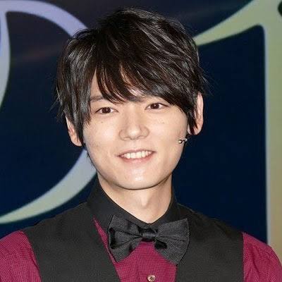 道重さゆみ “おうちでゴロゴロ”自撮りSHOTに「可愛い」「いつまでもアイドル」