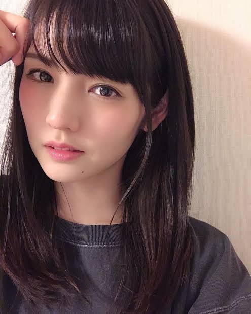 道重さゆみ “おうちでゴロゴロ”自撮りSHOTに「可愛い」「いつまでもアイドル」