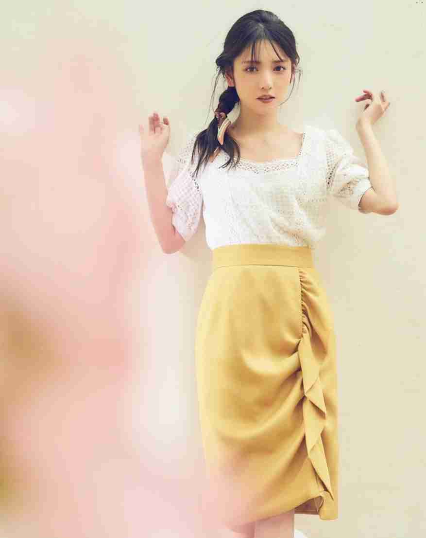 道重さゆみ “おうちでゴロゴロ”自撮りSHOTに「可愛い」「いつまでもアイドル」