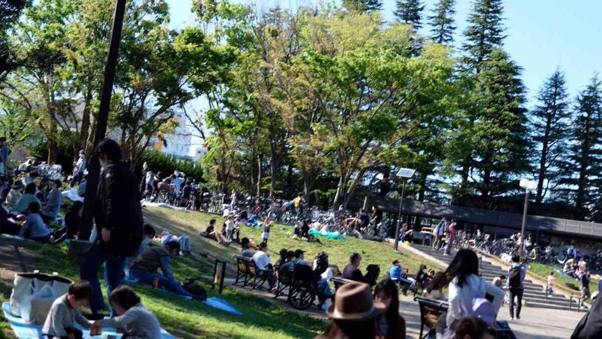 東京都 新たに132人の感染確認 新型コロナウイルス