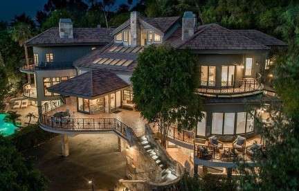 セレーナ・ゴメス、ジャスティン・ビーバーと決別宣言も元恋人間で「ありがちなミス」を犯す