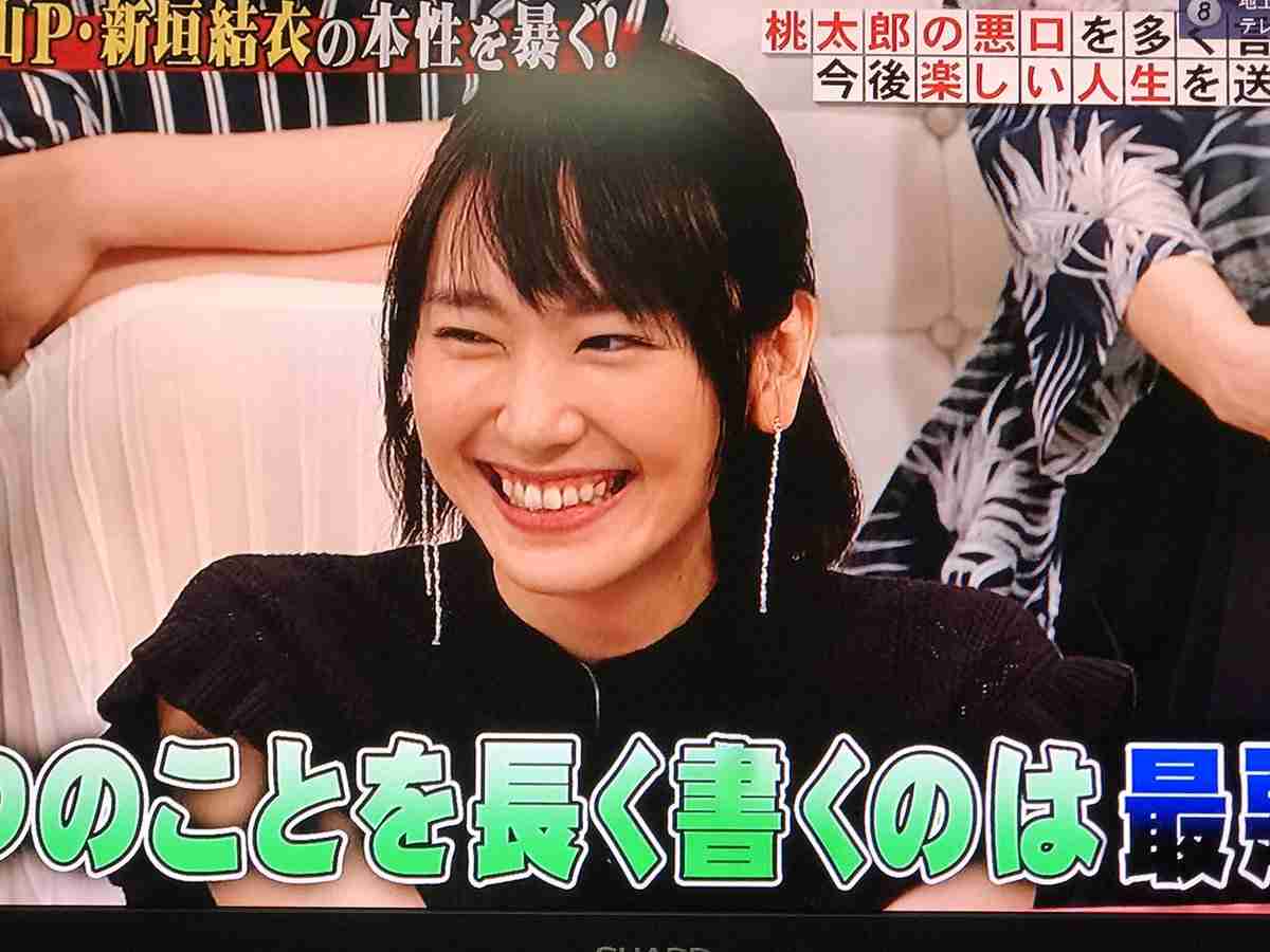 新垣結衣、ファッションは「存分にゆるゆるを楽しんでます」 大人の表情でモードな着こなし