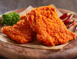 コンビニ行ったら必ず買う物ってありますか？