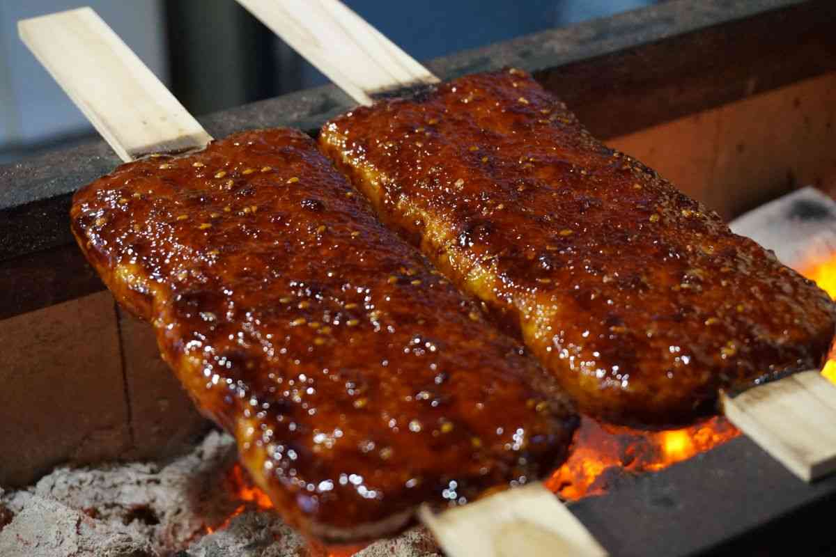 【画像】炭火焼き料理を目で楽しむトピ