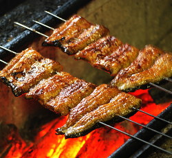 【画像】炭火焼き料理を目で楽しむトピ