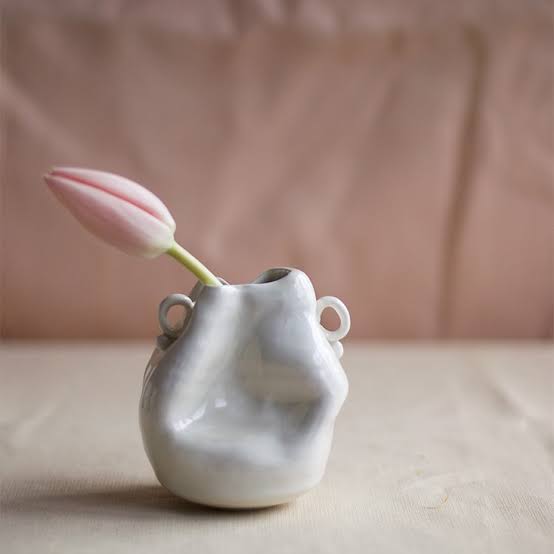 【画像】花と花瓶
