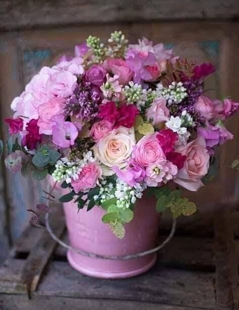 【画像】花と花瓶