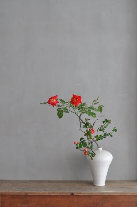 【画像】花と花瓶