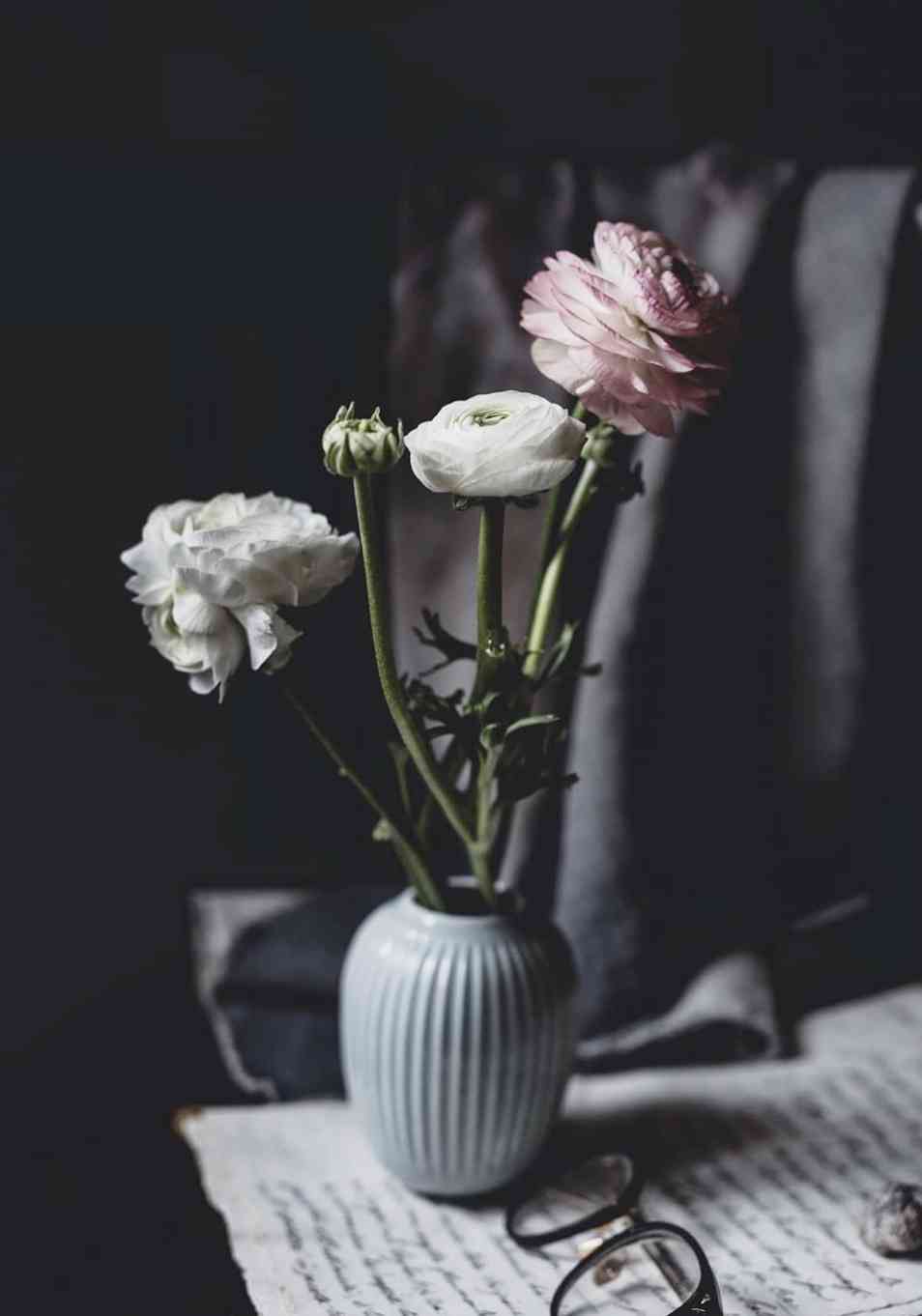 【画像】花と花瓶