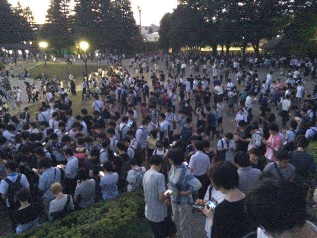 滑り台などの公園の遊具、各地で使用禁止に　「子どもたち密集させないため」