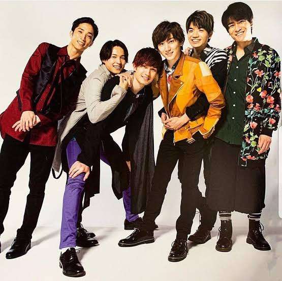 SixTONES「MORE」初表紙 100問100答で神対応続出