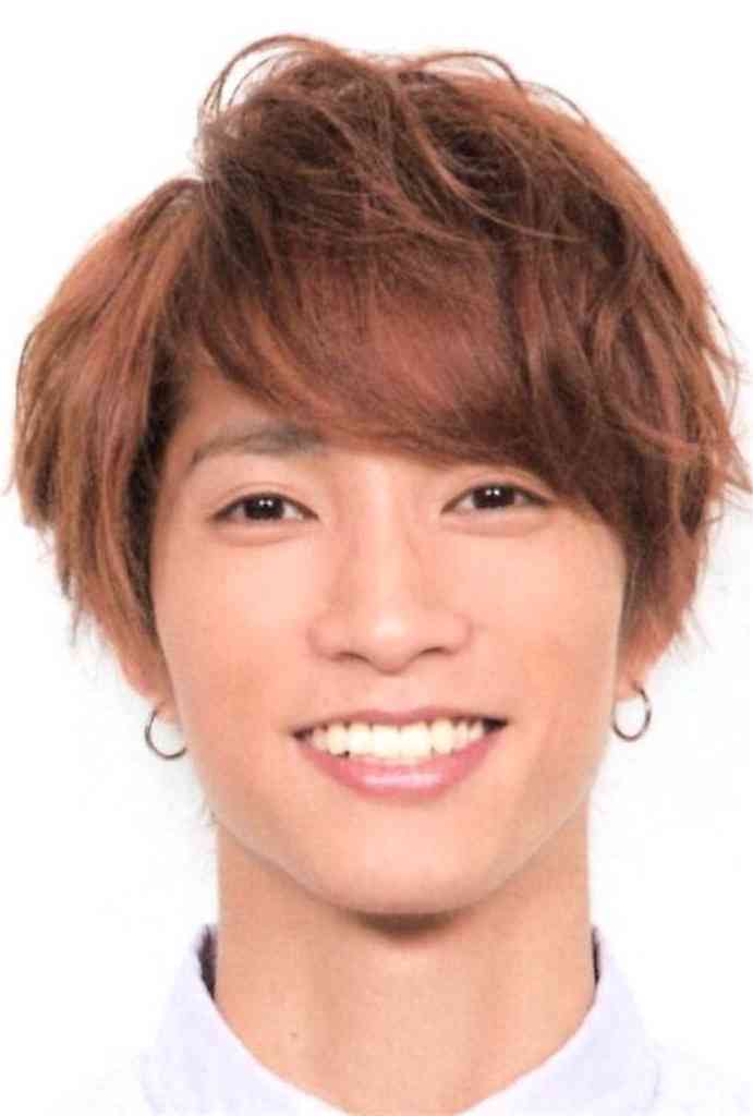 SixTONES「MORE」初表紙 100問100答で神対応続出
