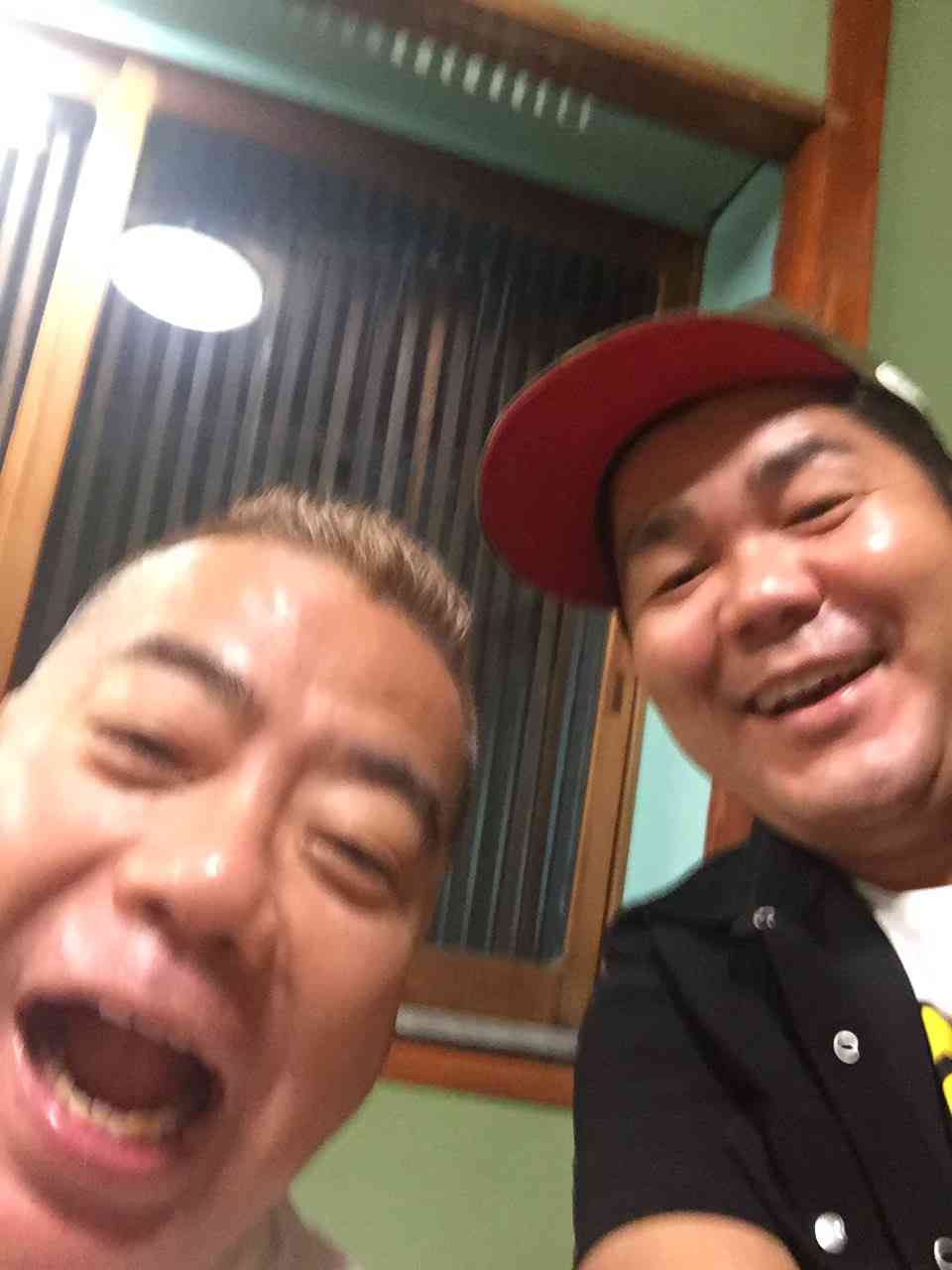 好きな芸能人の今後が密かに心配な人。